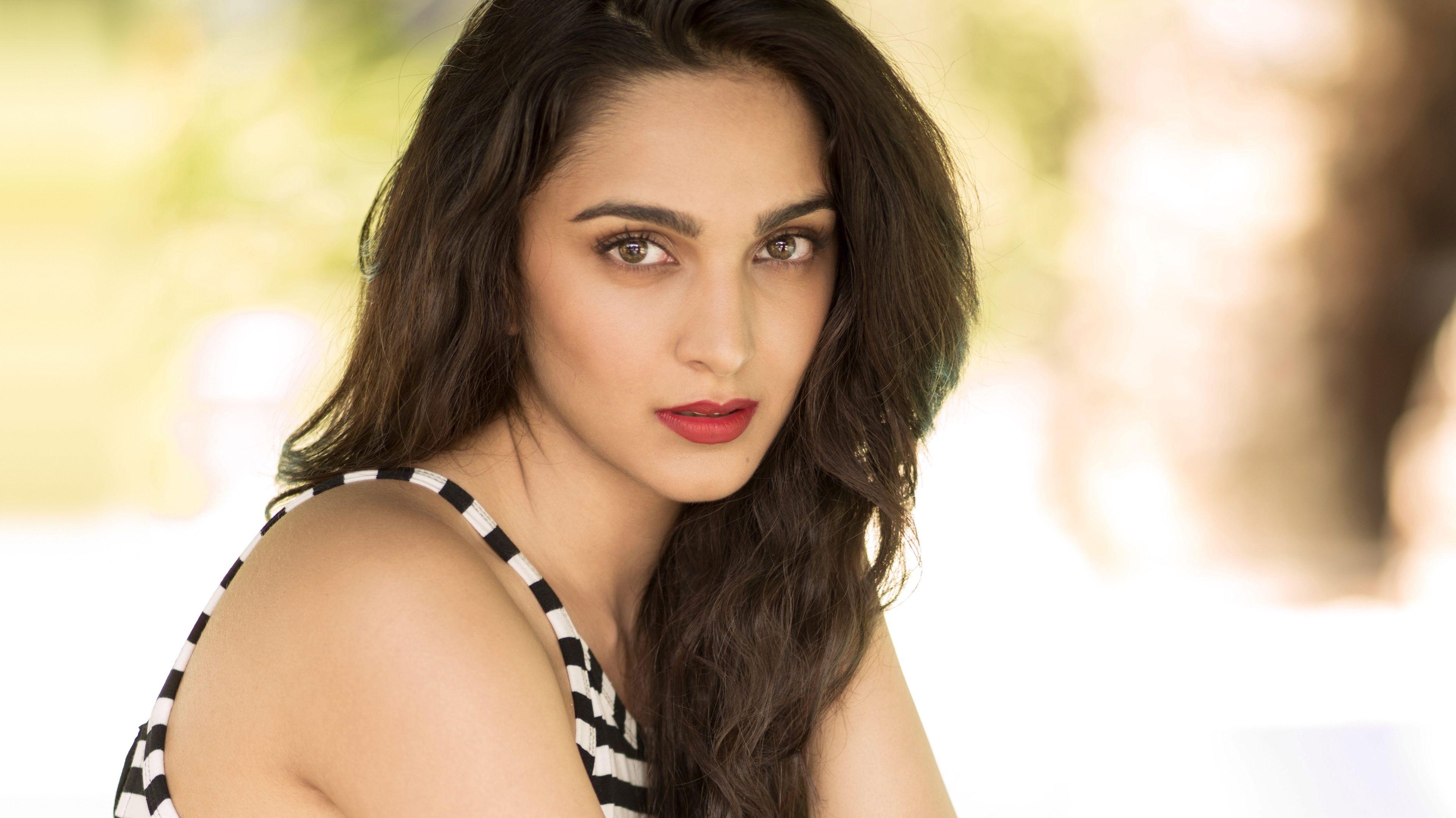 Bollywood Sensation Kiara Advani Golden Hour