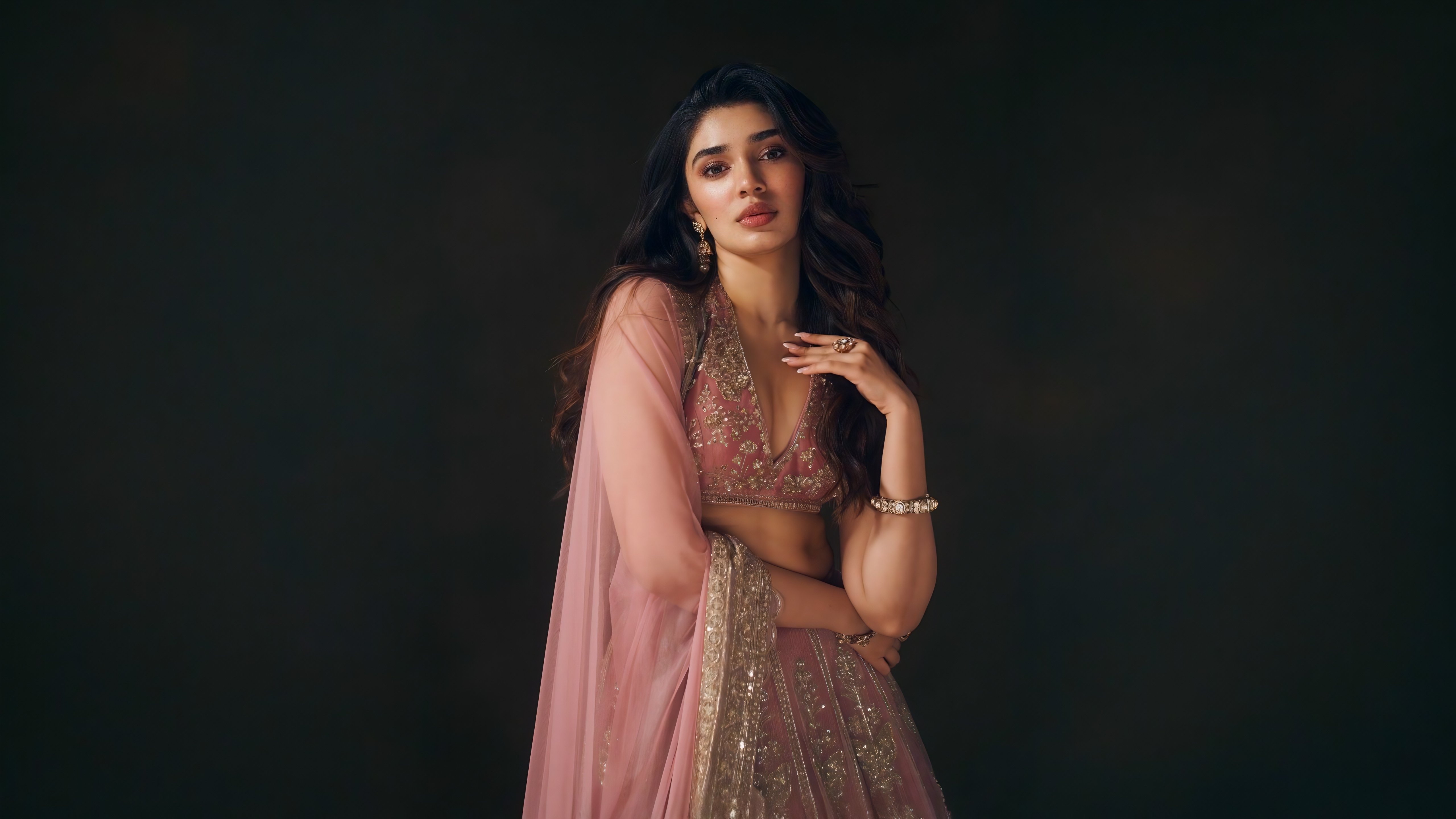 Rose Dust. Glimmering Traditional Pastels 🌸✨