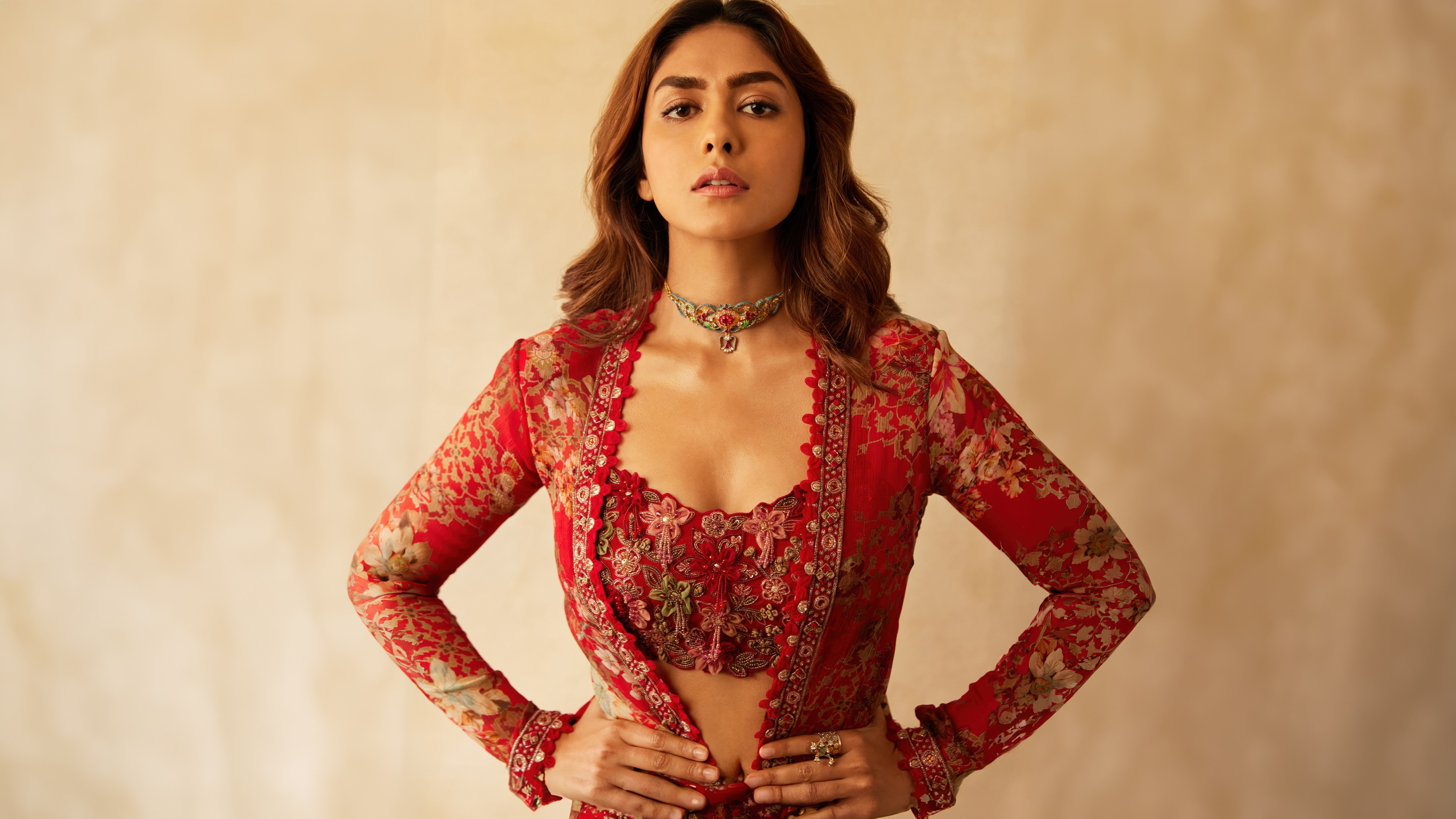 Crimson Heritage. Intricate Brocade and Traditional Zardozi 🌸✨