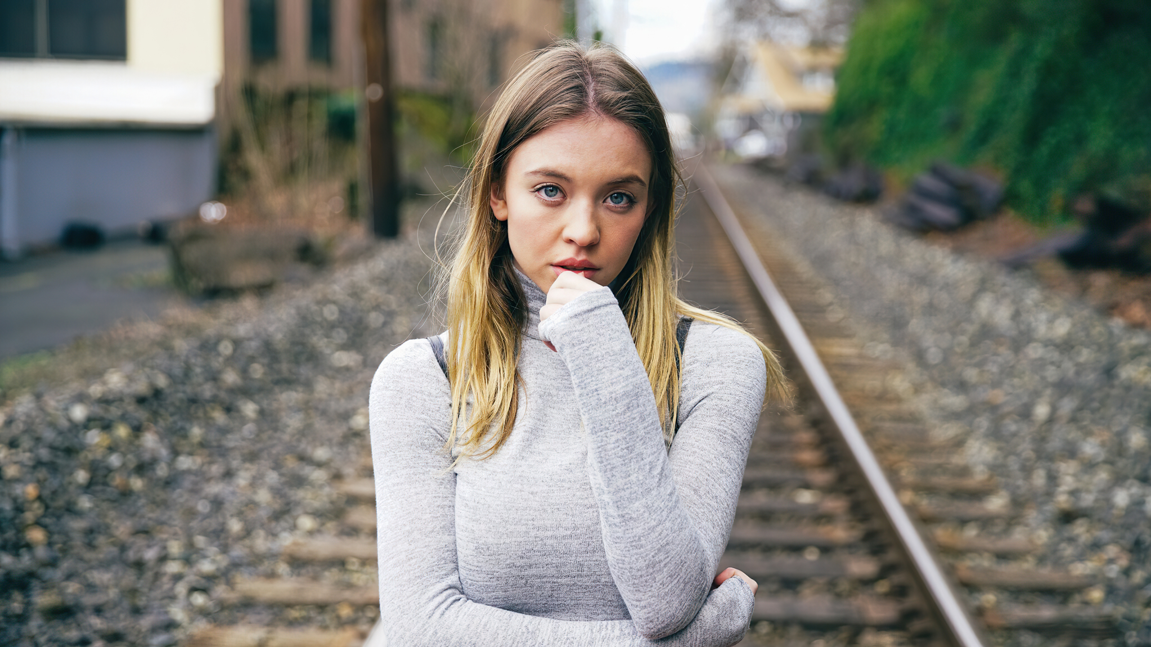 Trackside Tryst. Tight Knits on the Empty Rails 🛤️❤️