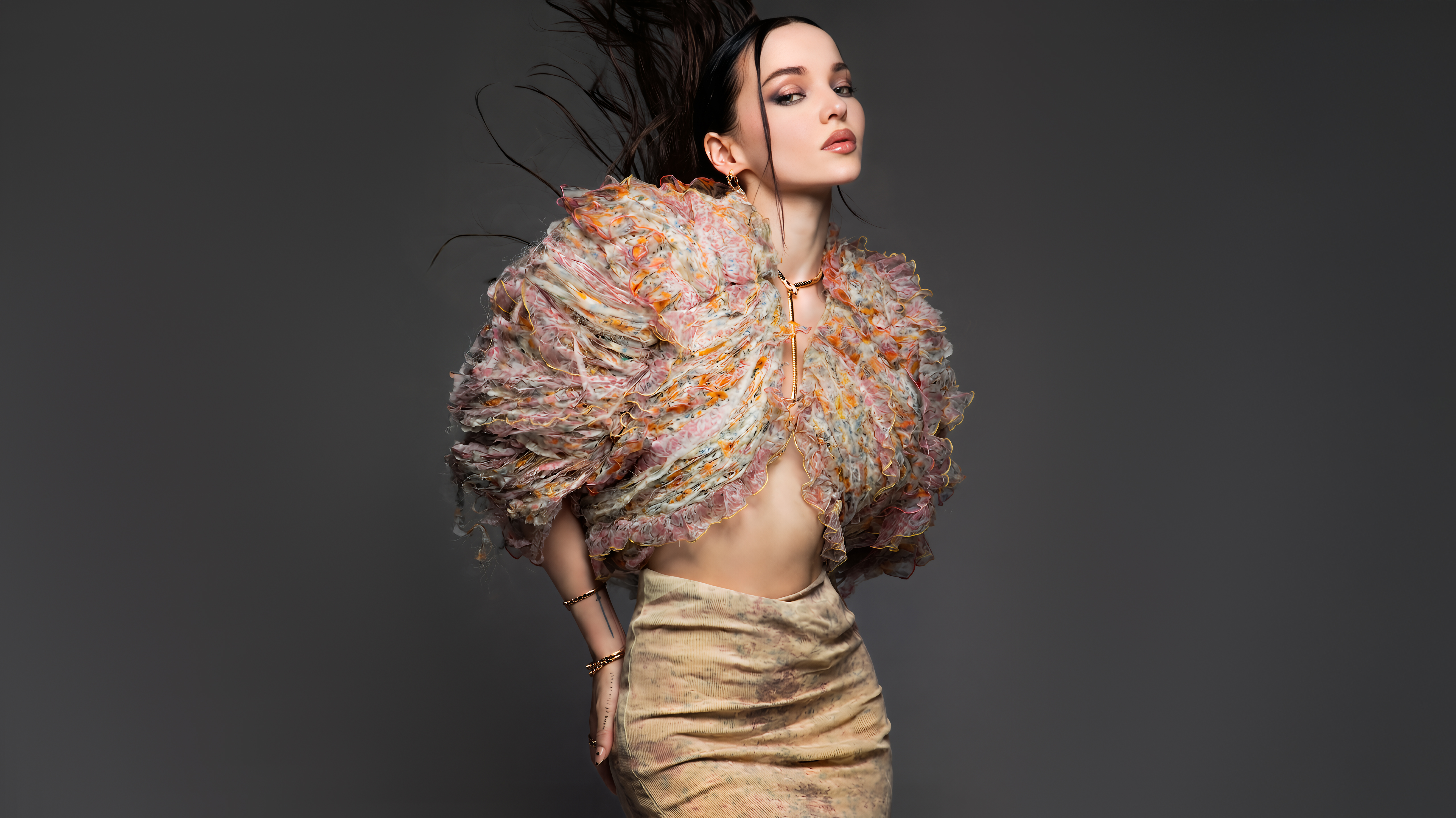 ruffled temptation. explosion of textures and exposed midriffs 🌸✨